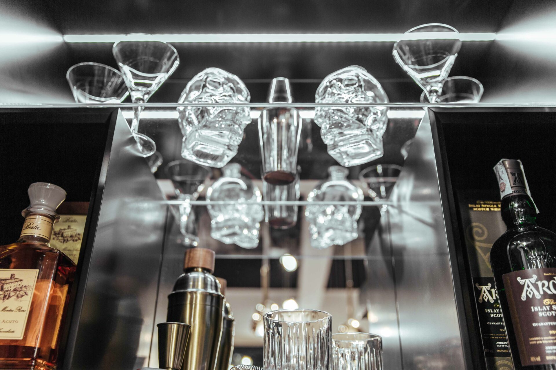 Spirit Grand Bar Cabinet