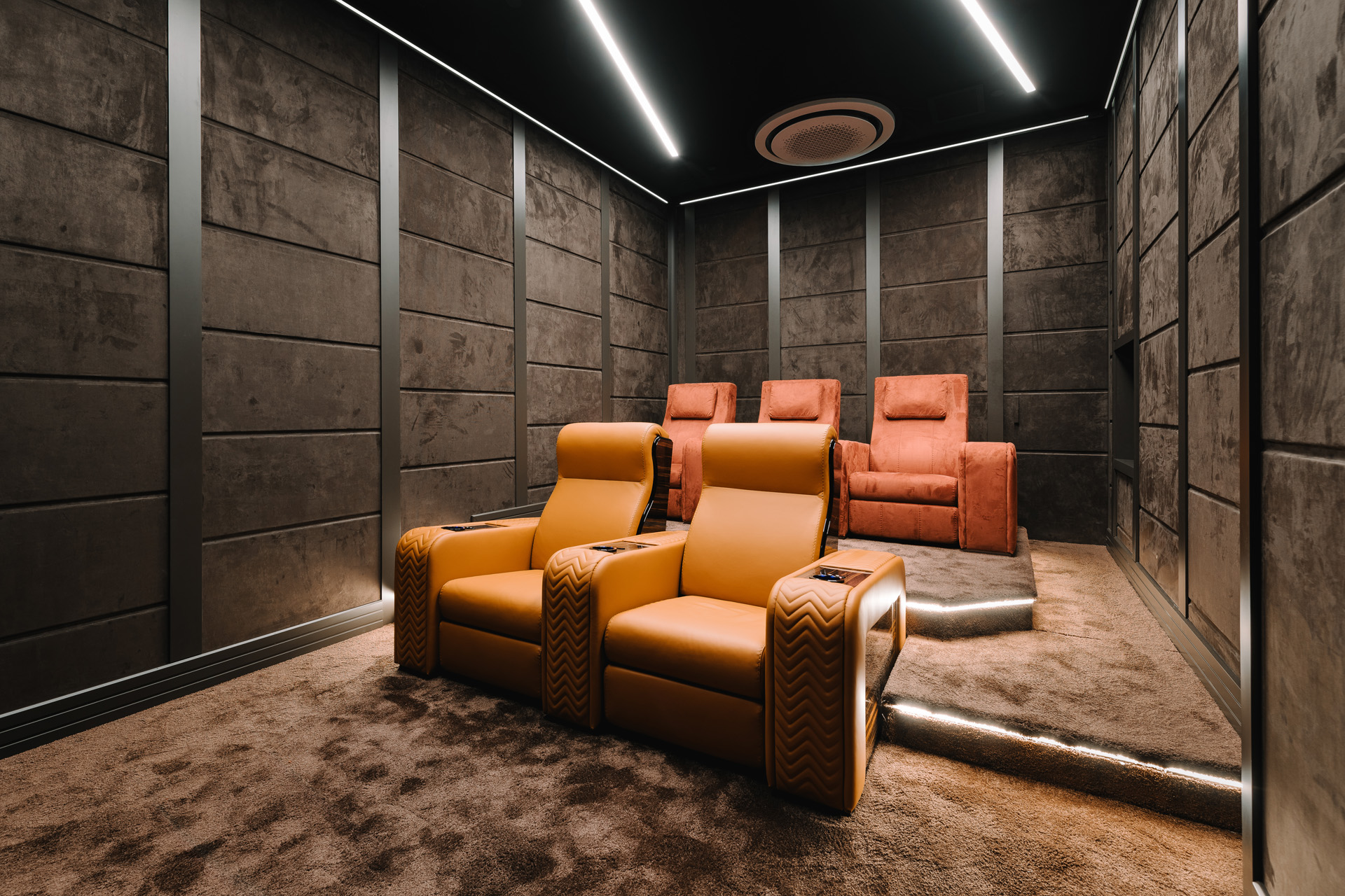 Onassis Executive Cinema Lounge Chair - 3