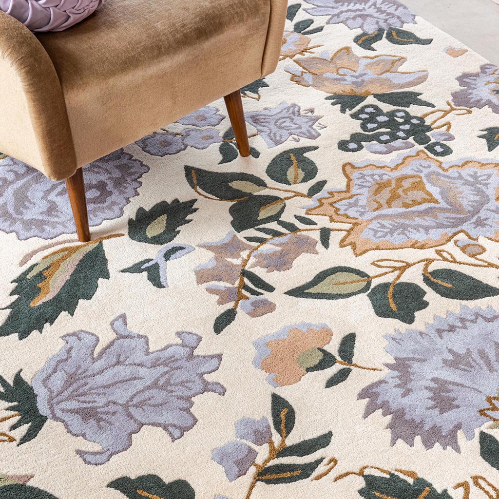 Botanical Floral Heather Purple Rug | Size: 140 x 200 cm