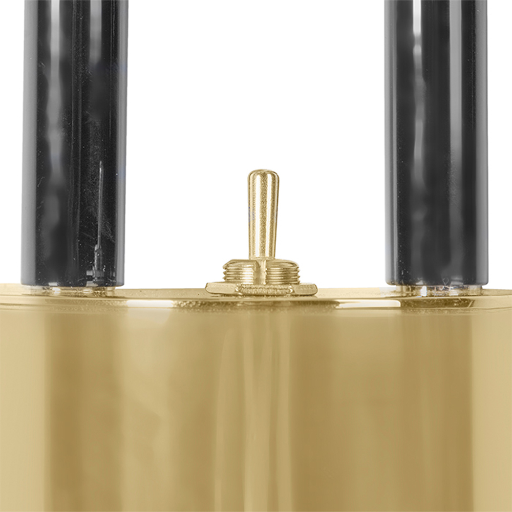 Performer Wall Lamp