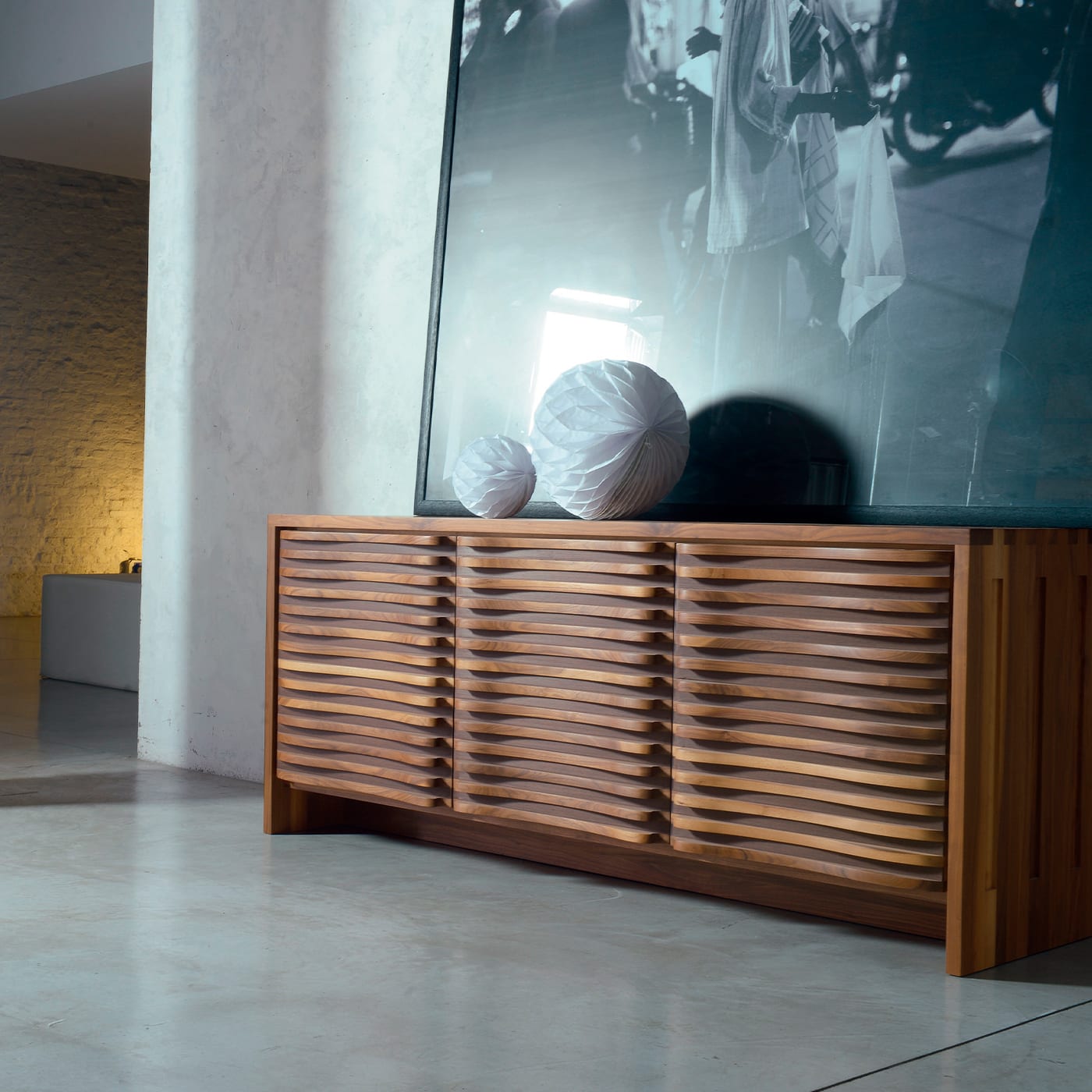 Sinuo Brown Elegant Sideboard