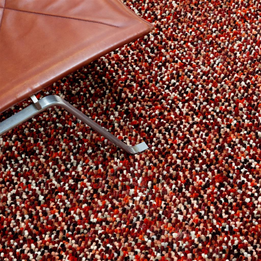 Pop-Art Red Thick Pile Felted Rug