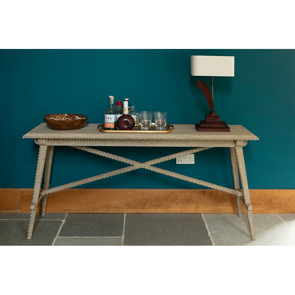 Tom Artisan Table Lamp