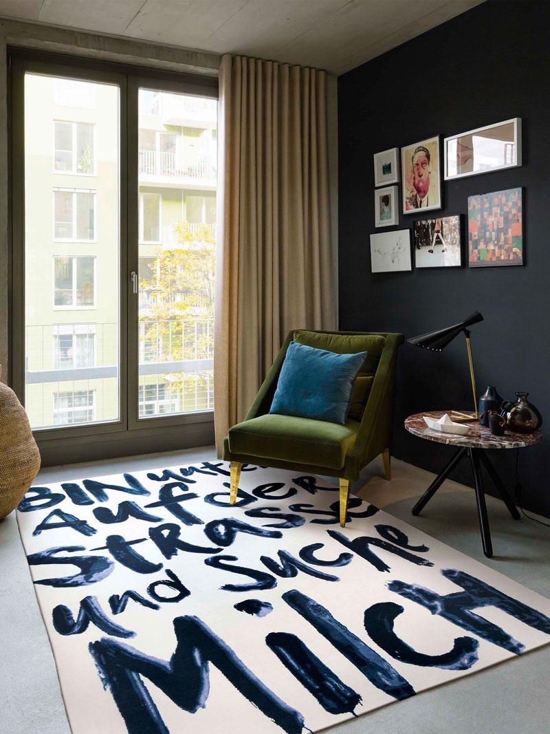 Suche Milch  Luxury Hand-Woven Rug