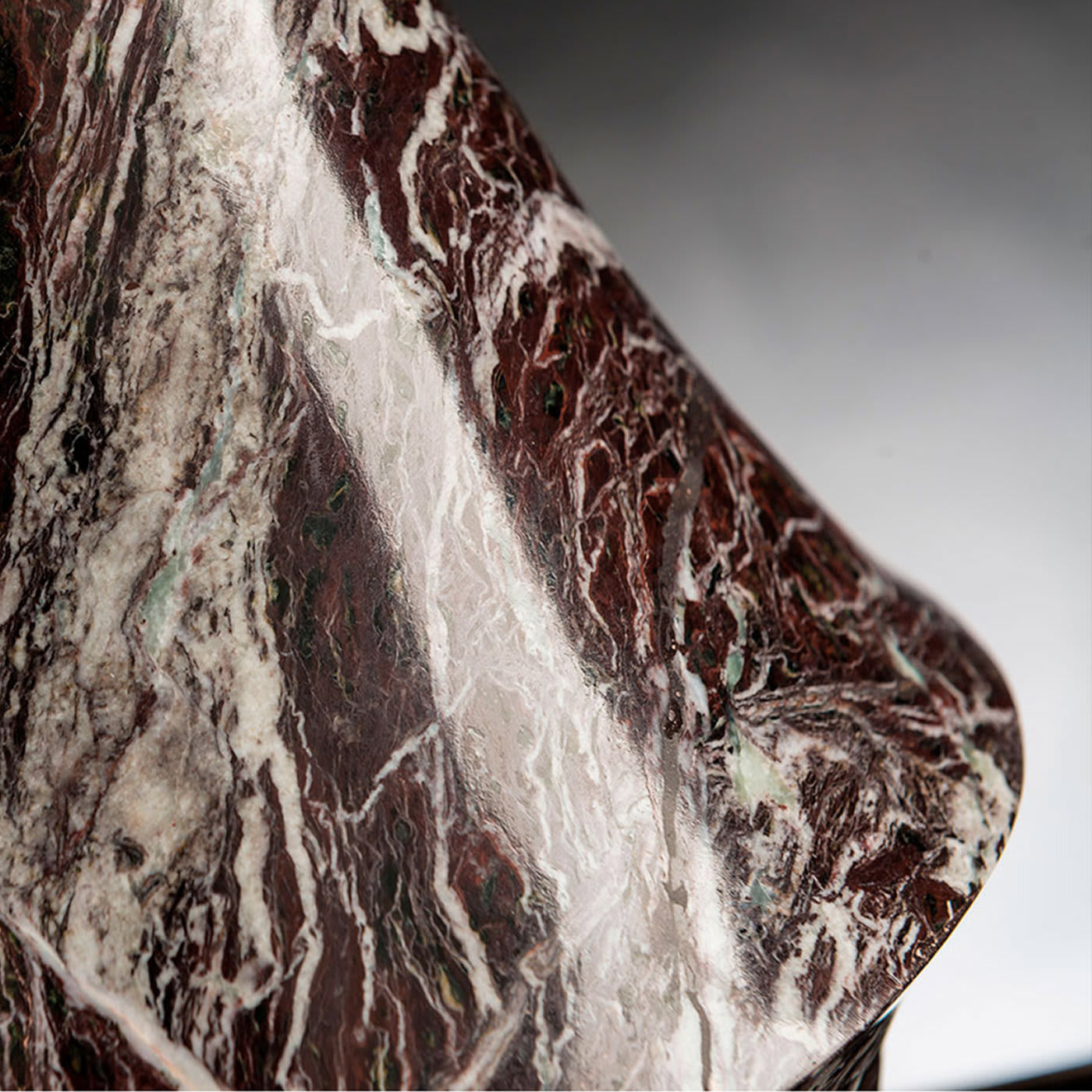 Eccentrico Large Statement Vase