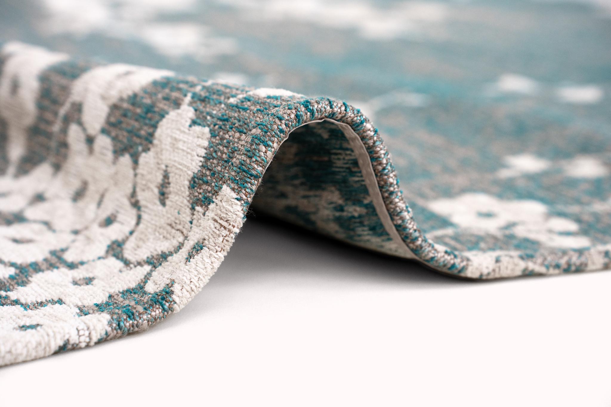 Tranquil Blue Area Rug | Size: 140 x 200 cm
