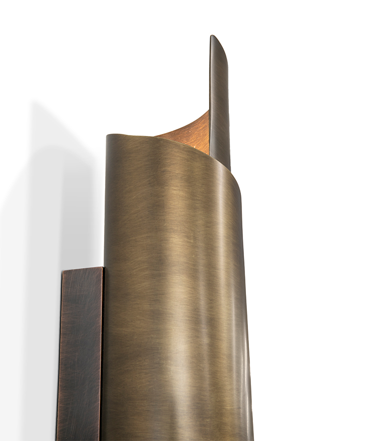 Aged Brass Grande Wall Light