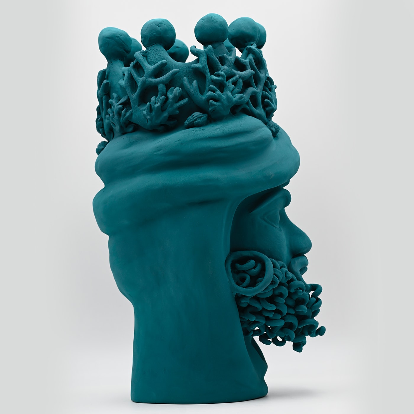 Distinctive Moor's Head Sculpture