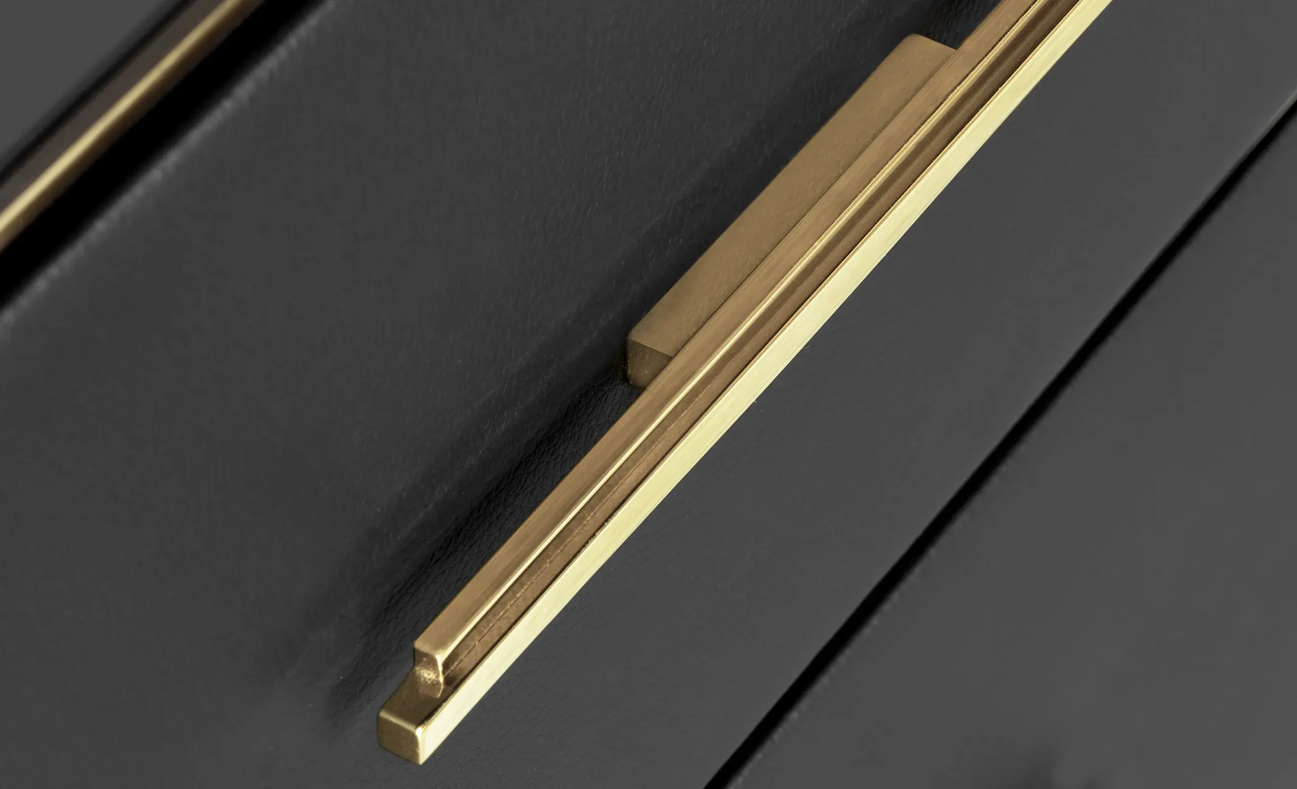 Royal Nightstand
