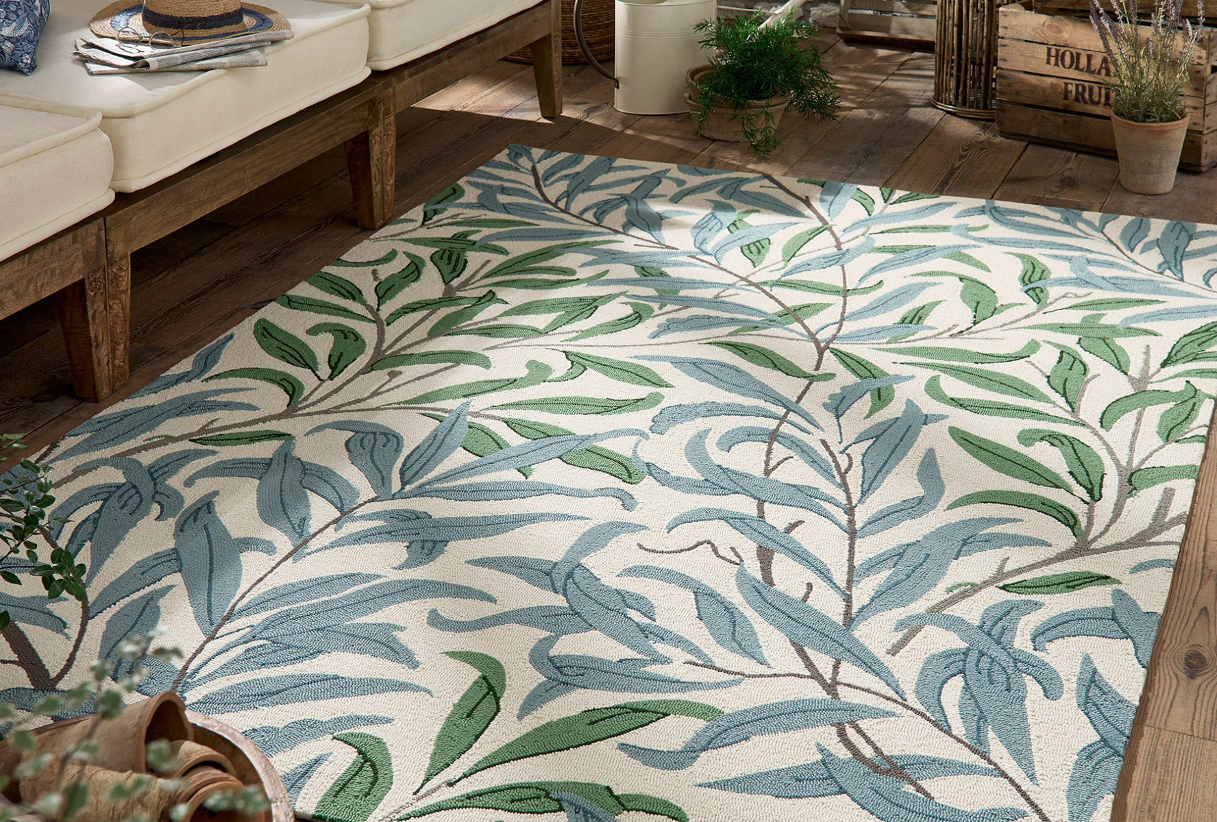 Outdoor Handwoven Green / Blue Rug