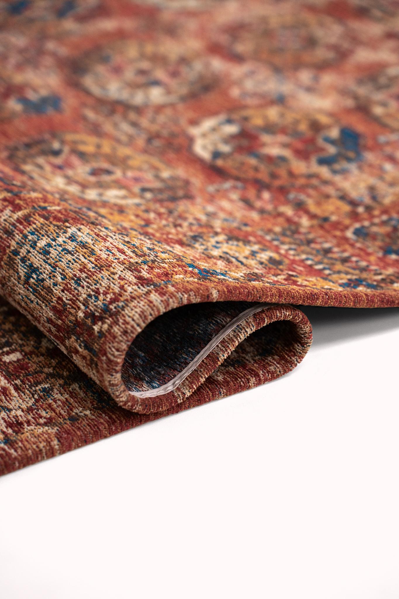 Distressed Rust & Blue Medallion Rug | Size: 280 x 390 cm