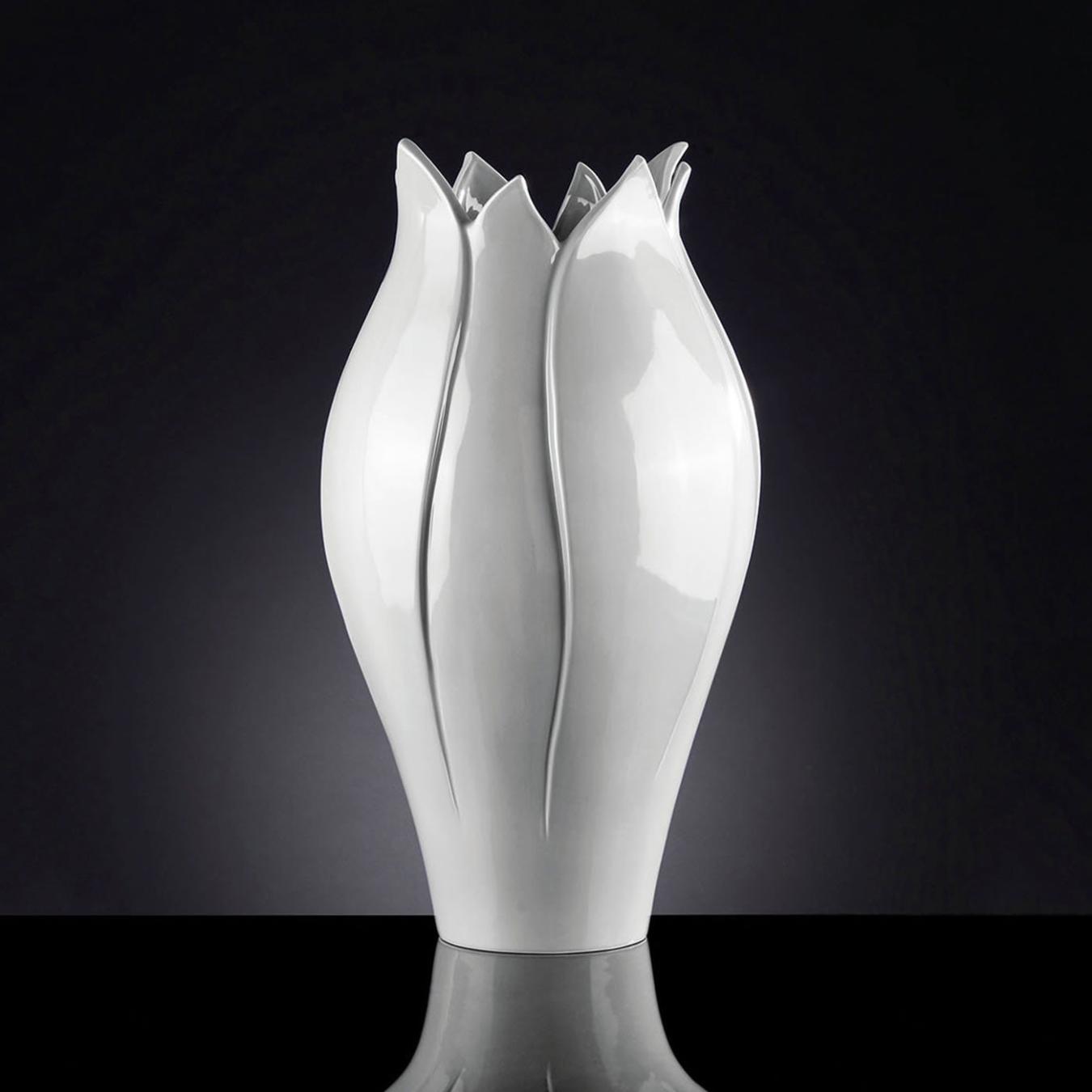 Tulip Large Artisan Vase