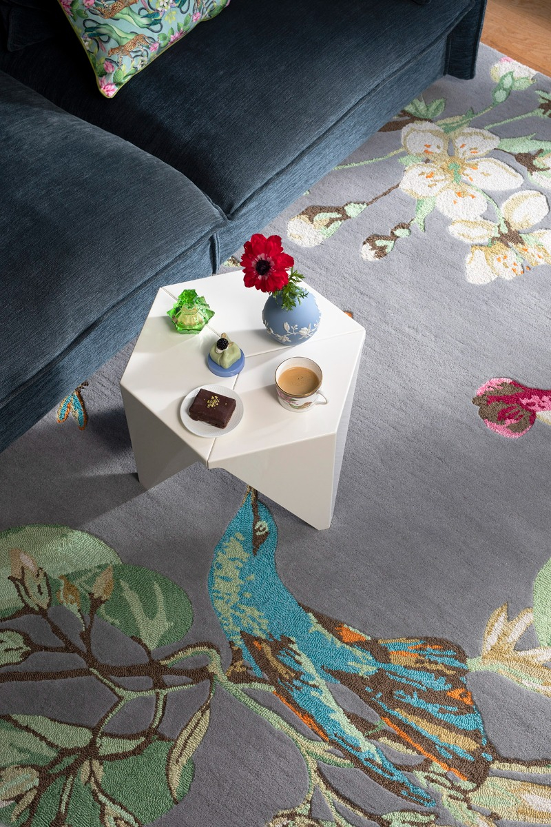Hummingbird Grey Hand-Woven Rug | Size: 120 x 180 cm