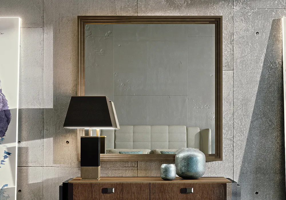 Traditional Wooden Frame Mirror