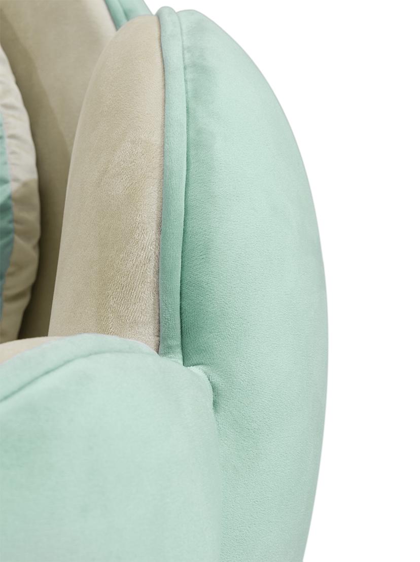 Lotus Serenity Plush Relaxation Chair