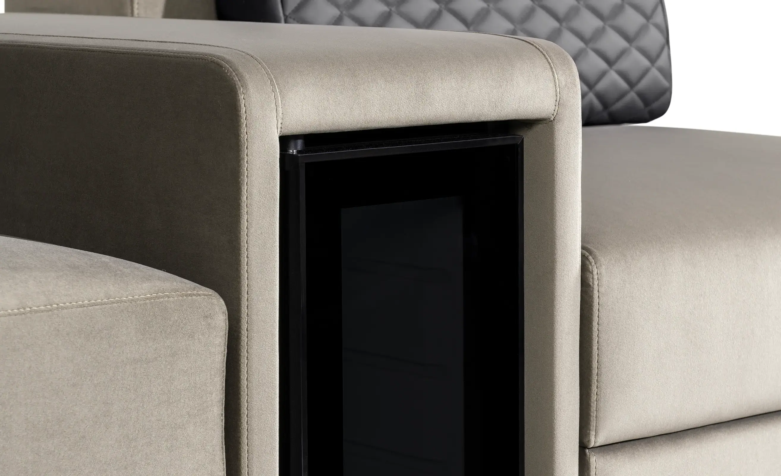 Pinnacle Sofa
