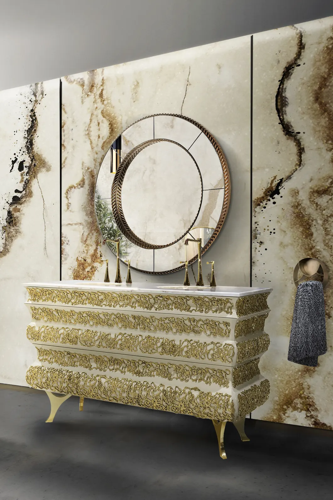Royal Mirror - 1