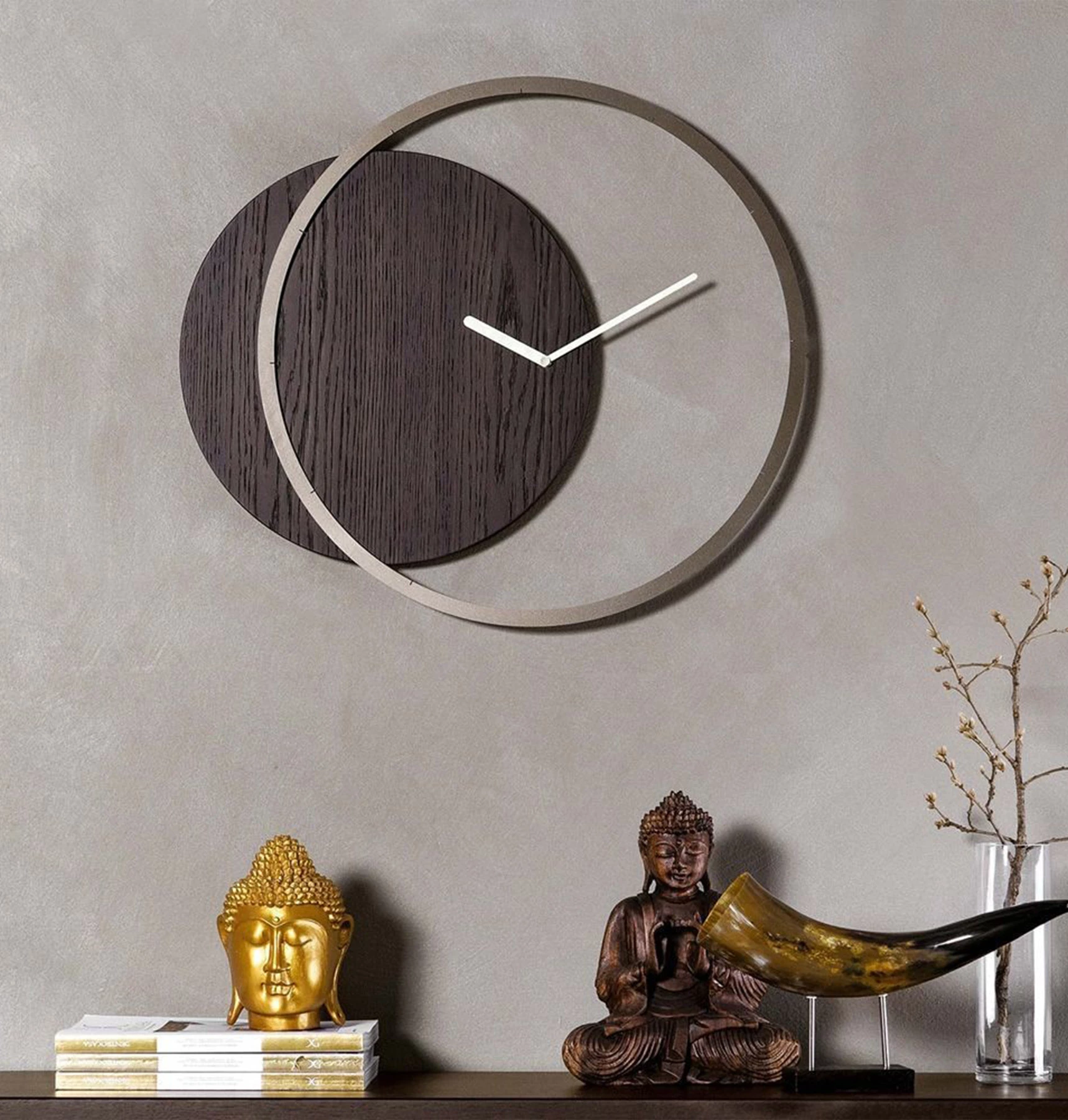 Circle Luxe Clock
