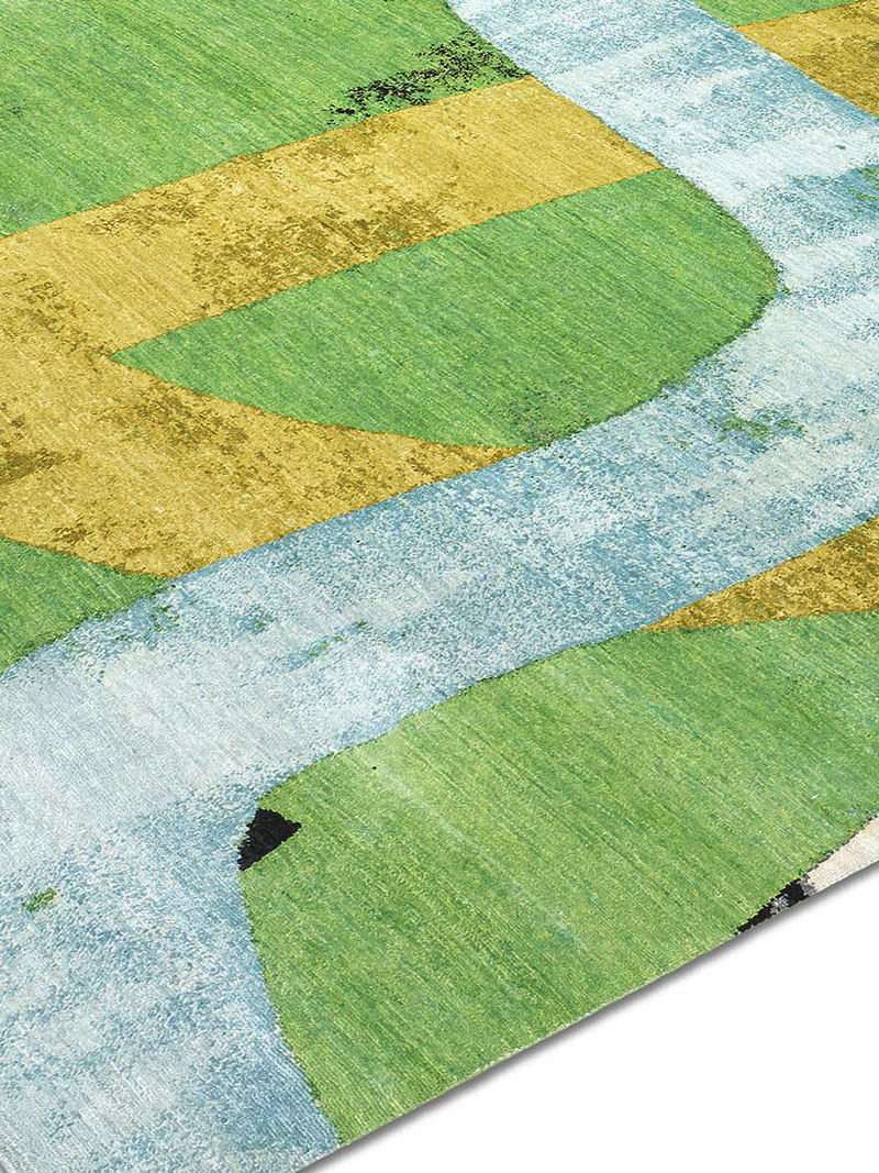 Original Green / Yellow Hand-Woven Exquisite Rug