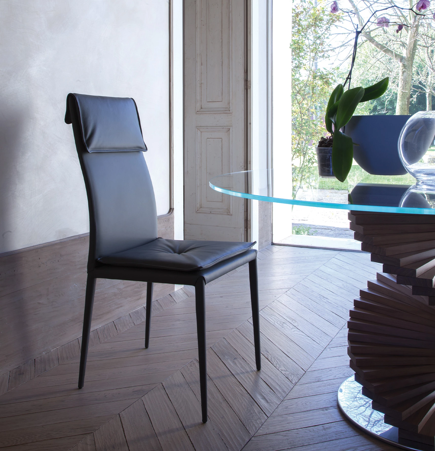 Adria Luxe Chair