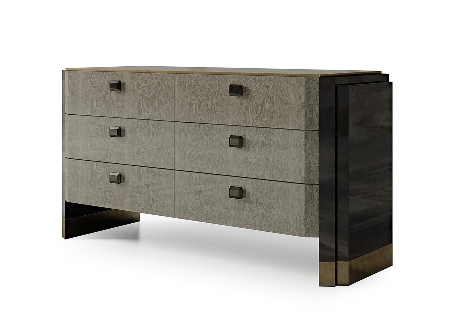 Sophisticated Chest Of Drawers