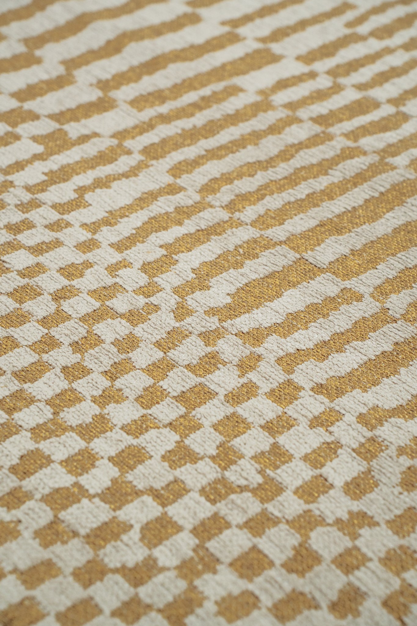 Golden Ochre Berber-Inspired Round Rug | Size: Ø 240 cm
