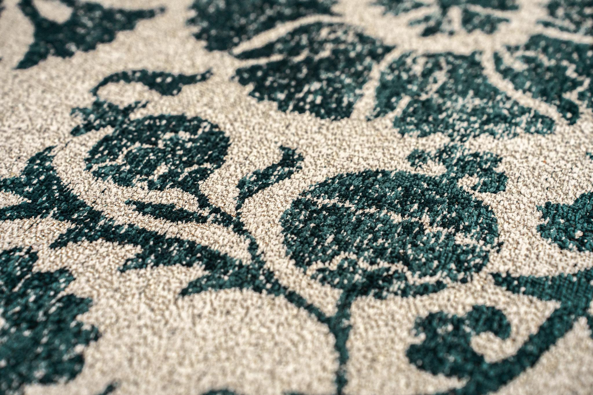 Teal Suzani Floral Motif Rug | Size: 200 × 280 cm