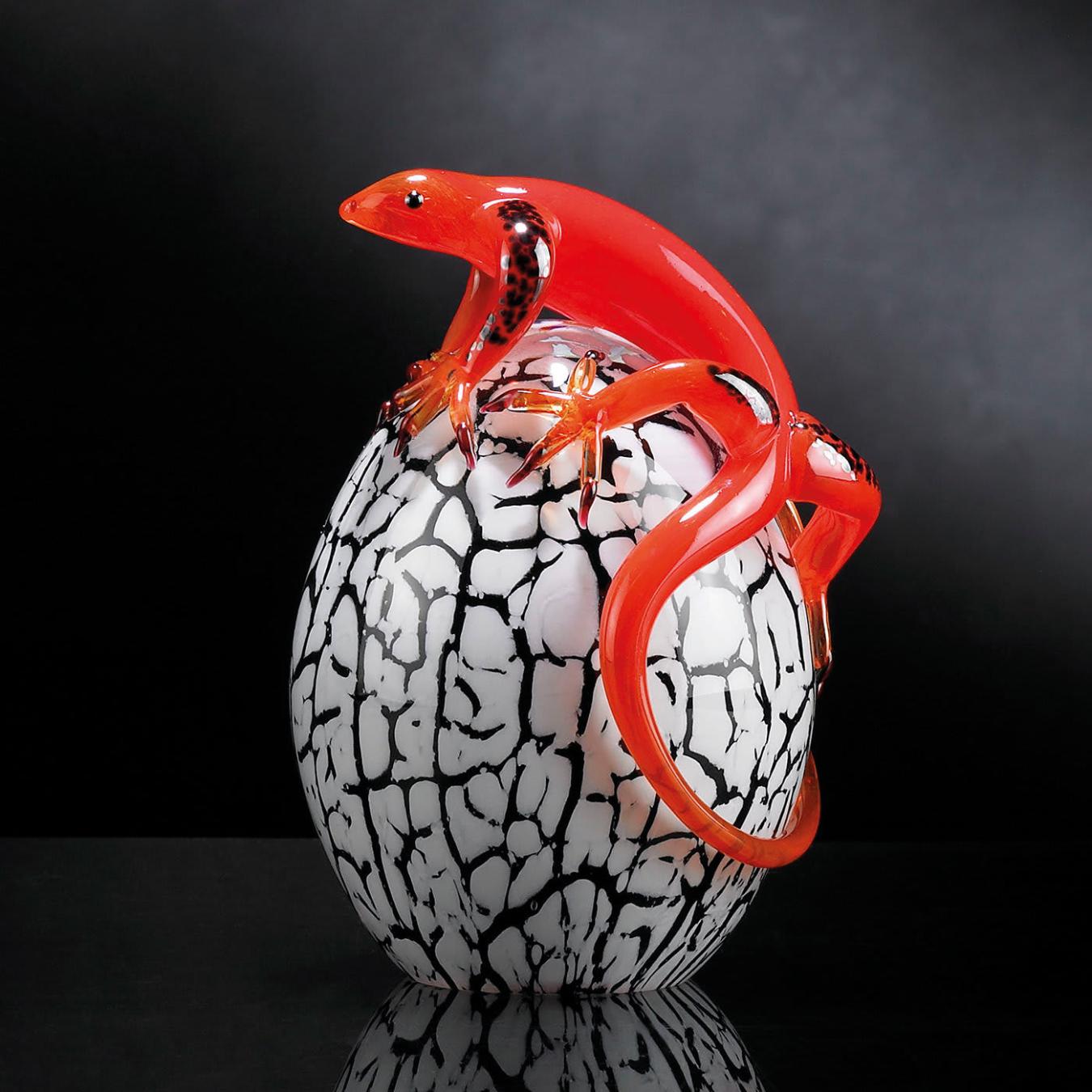 Glass Egg with Gecko Artisan Figurine