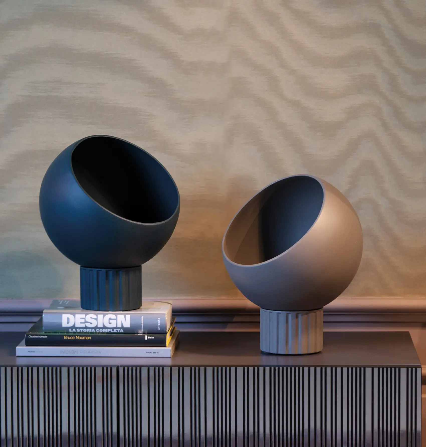 Boule Artisan Vase
