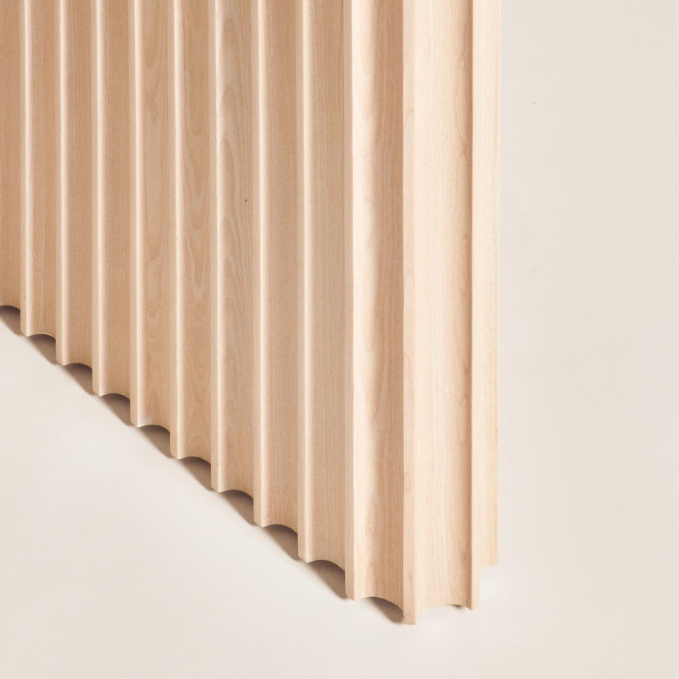 Basalto Handcrafted Table