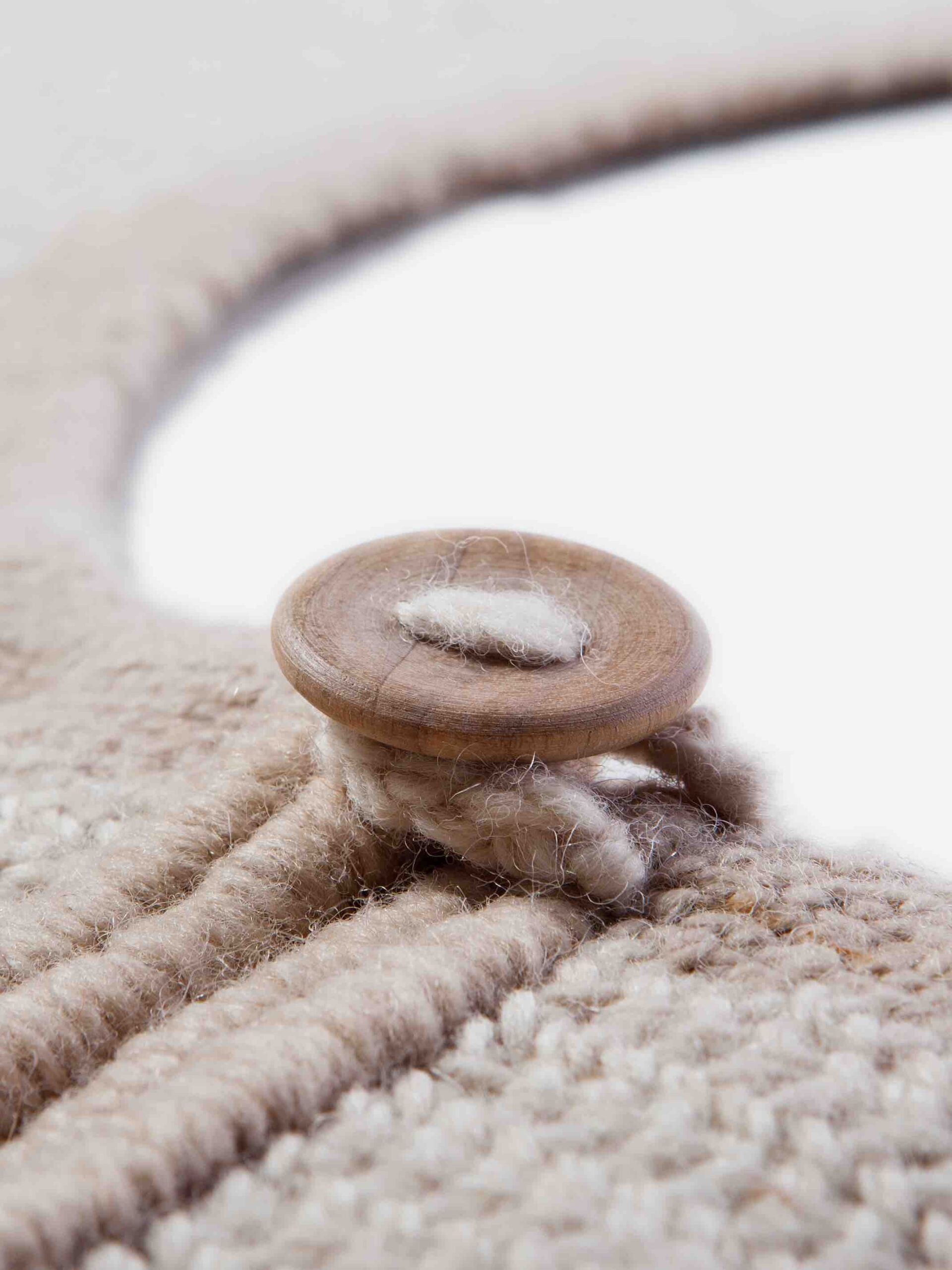 Migration Pettirosso Circle Handwoven Rug