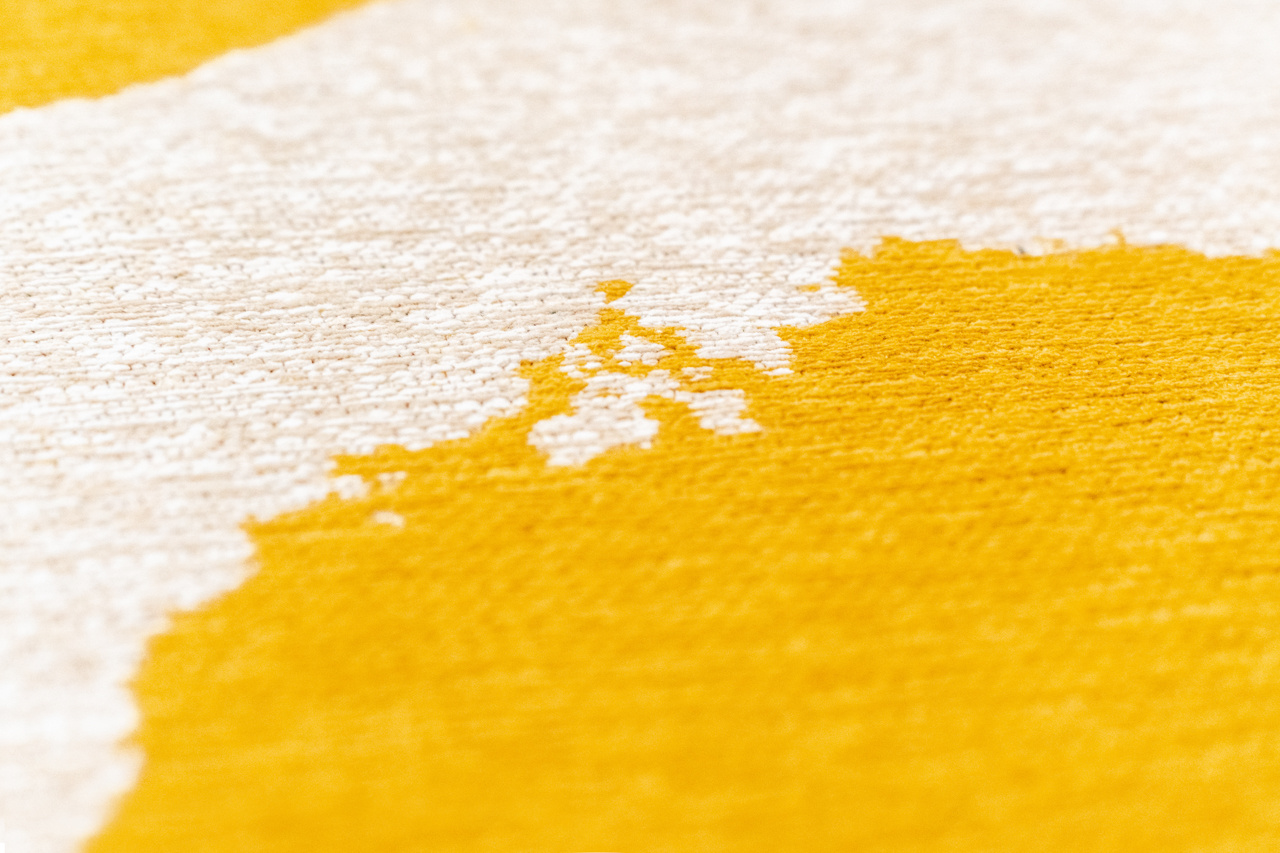 Ribonn Pure Yellow Wilton Rug