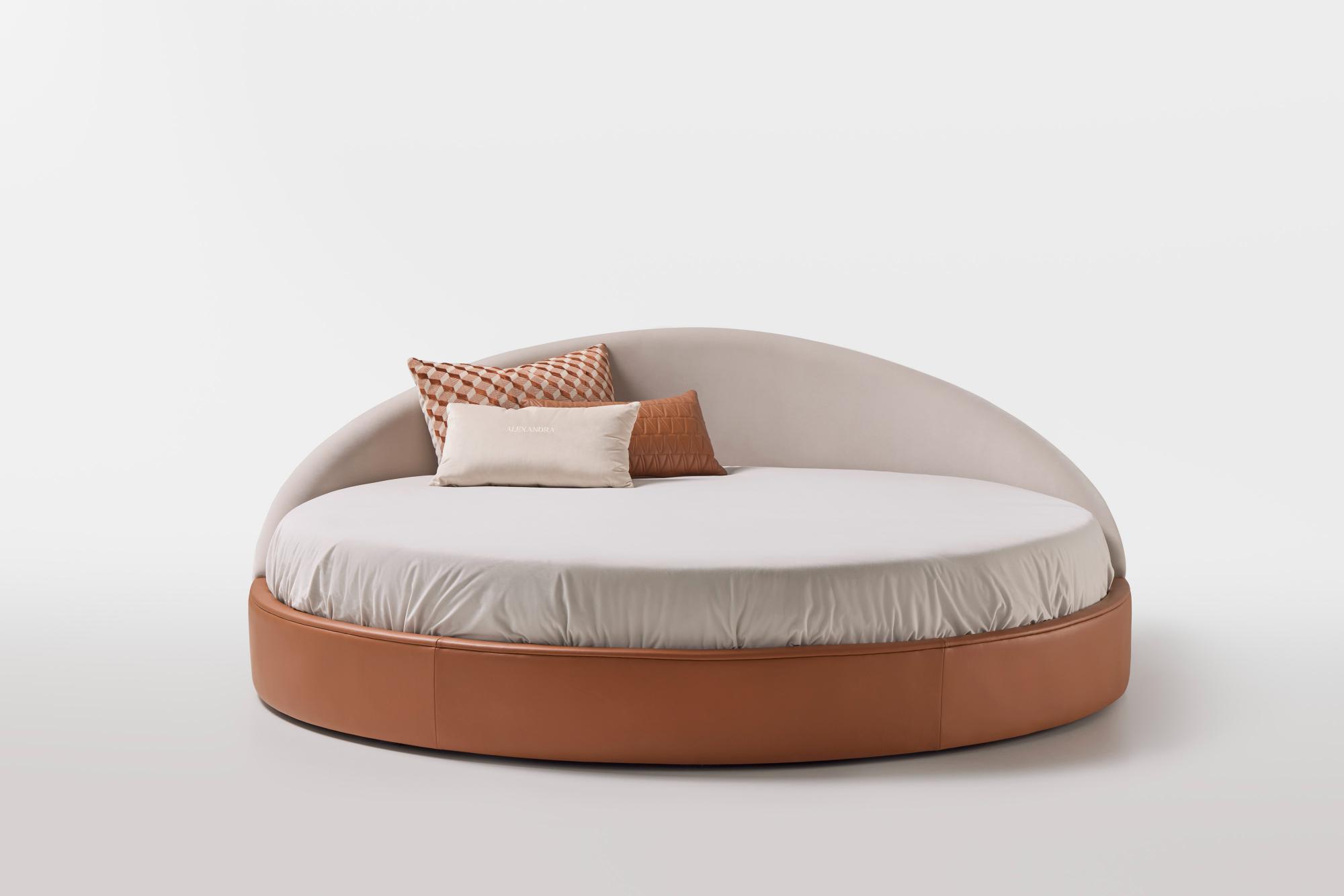 Arco Round Bed