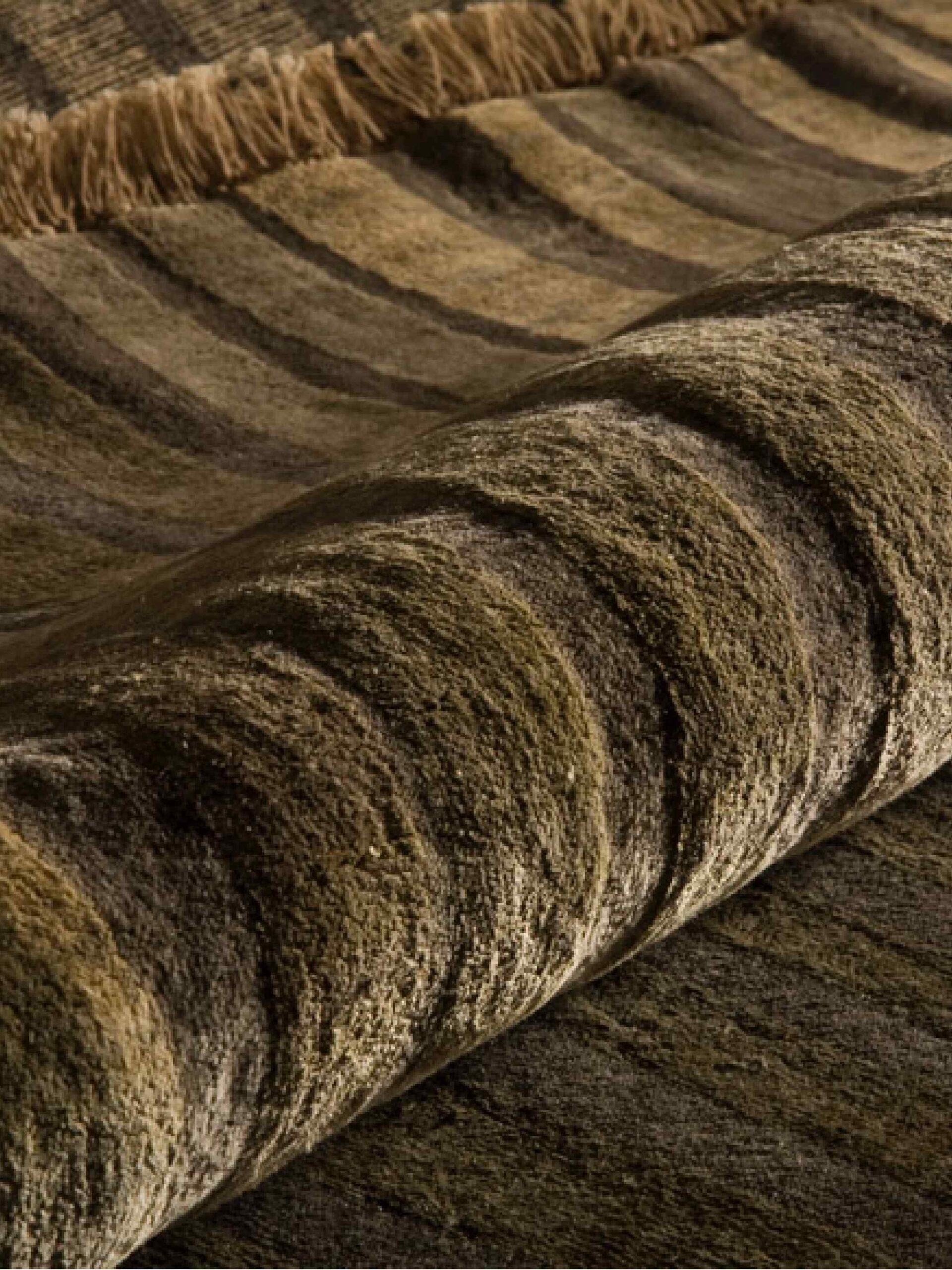 Zen Terre Designer Wool & Silk Rug
