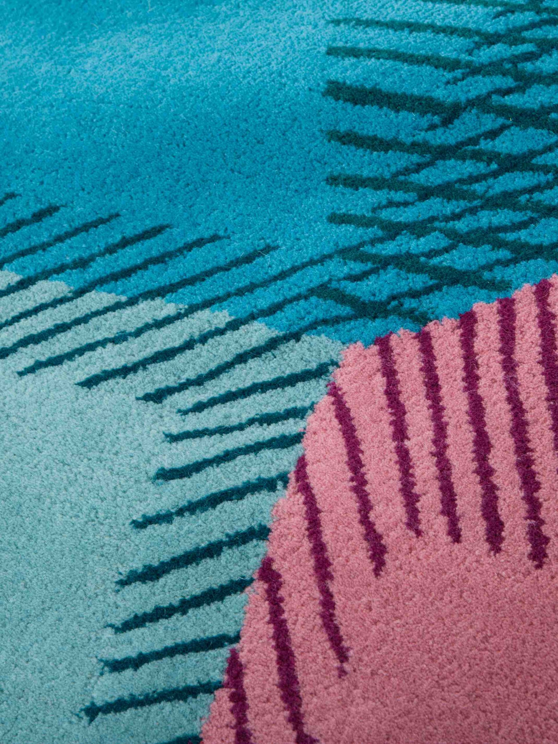 Patio Designer Handwoven Wool Rug