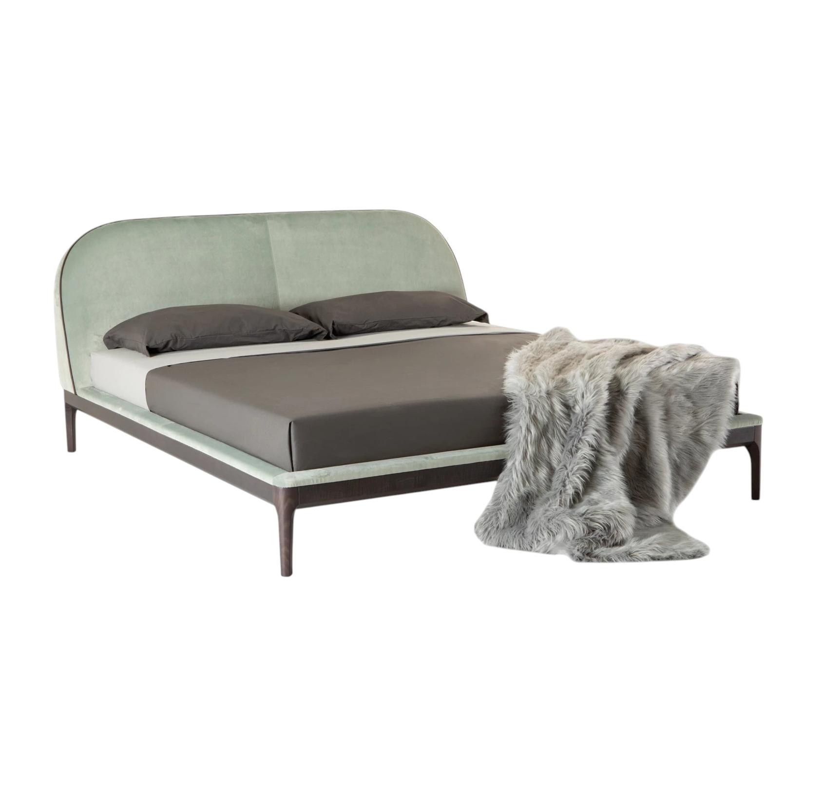 Bernini Luxe Bed