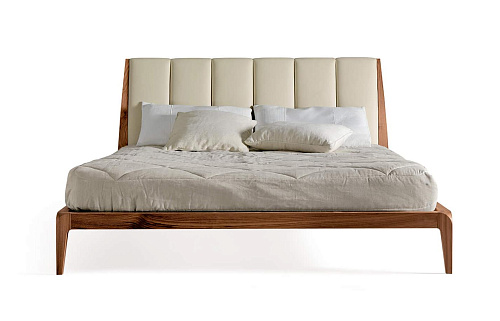 Verso Nord Italian Crafted Bed