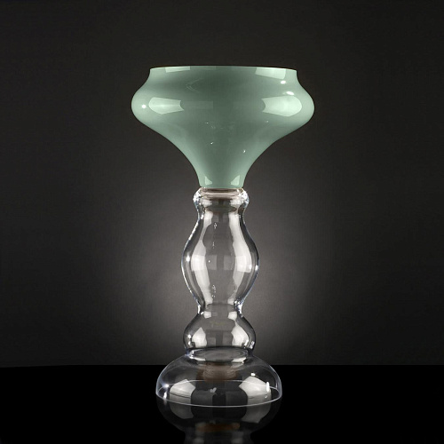Zeus Neo Artisan Vase