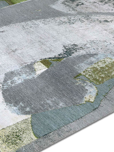 Green Rust Hand-Woven Exquisite Rug