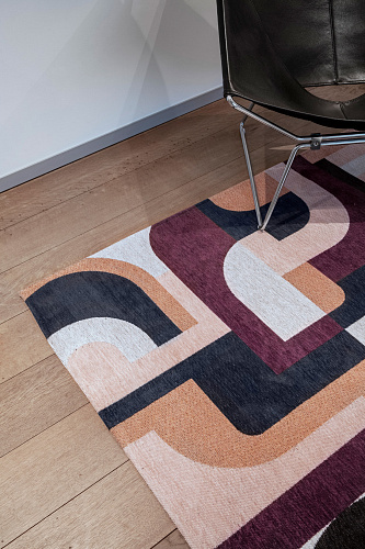 Geometric Pink Flatwoven Belgian Rug