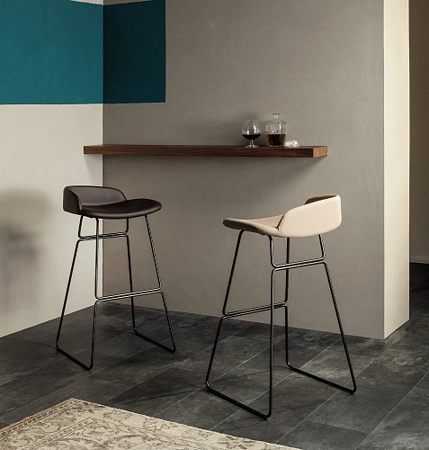 Brend Crafted Bar Stool