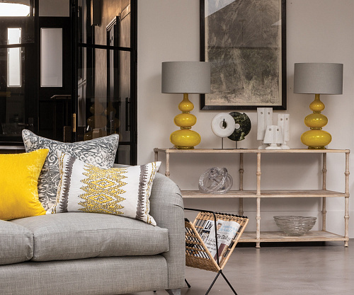 Aragoa Artisan Table Lamp
