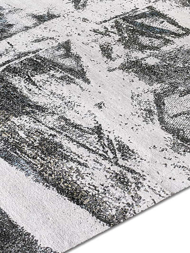 Green Rust Hand-Woven Exquisite Rug