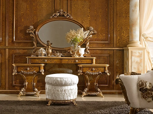 Royal Vanity Desk