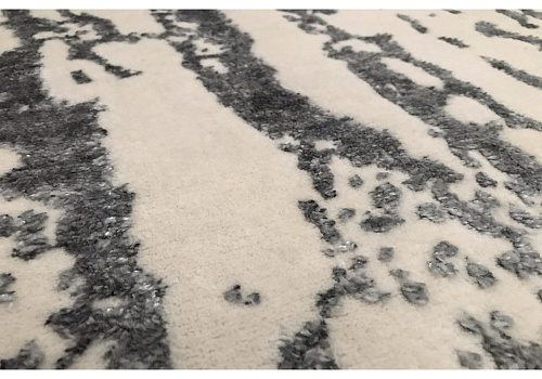 Abstract Wool / Silk Handwoven Luxury Rug