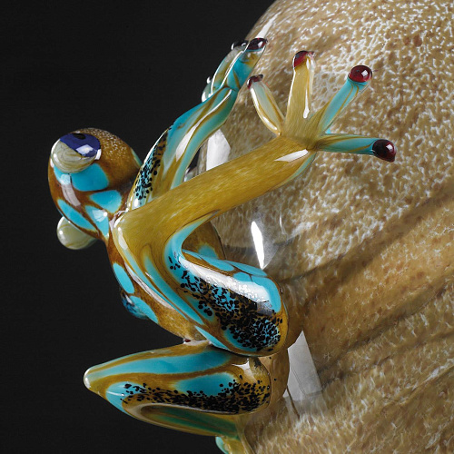 Glass Egg with Frogs Italian Figurine