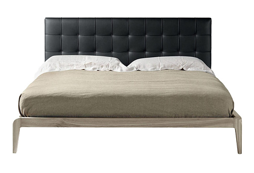 Sig.re Crafted Bed