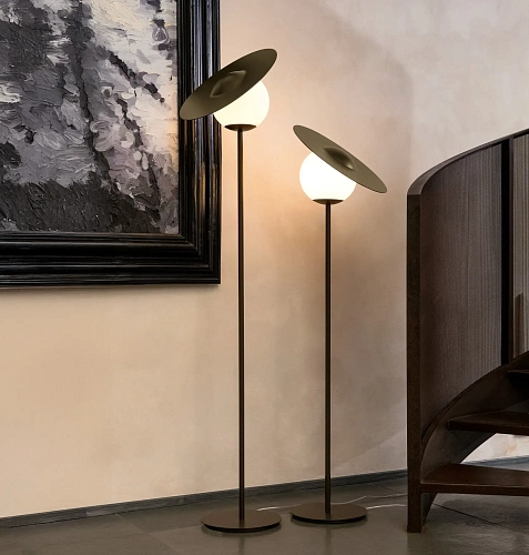 Miss Standing Lamp