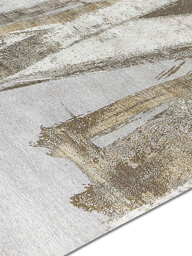 Gold Hand-Woven Exquisite Rug