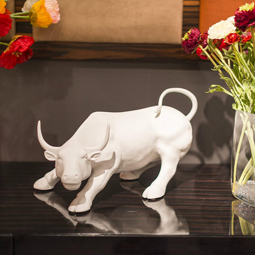 Wall Street Bull Handcrafted Sculpture